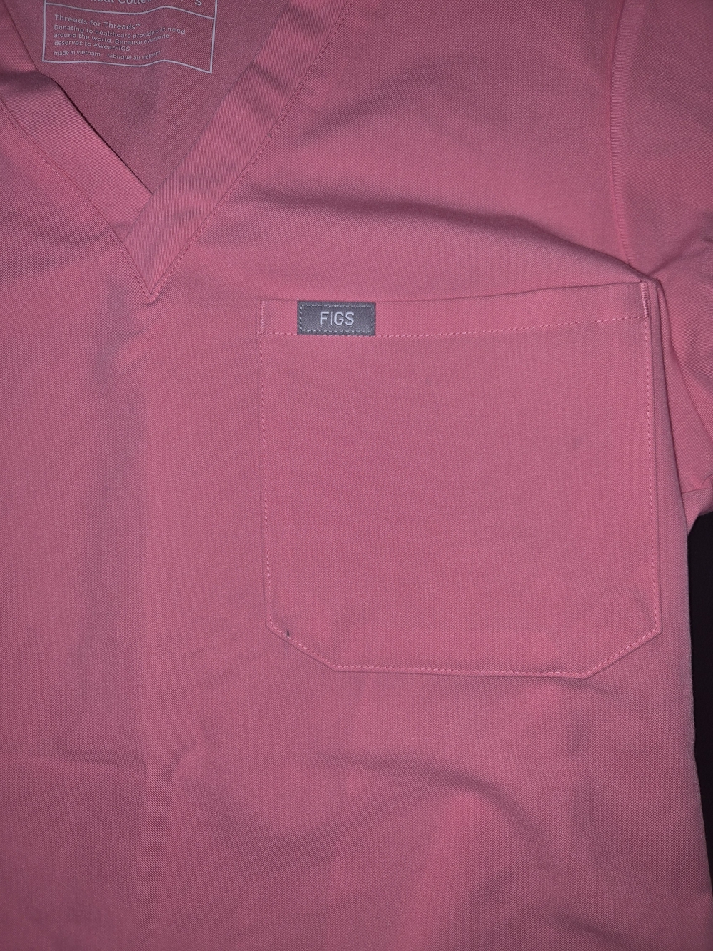 Figs Women’s V-Neck Pocket Top & Joggers in Rose Pink